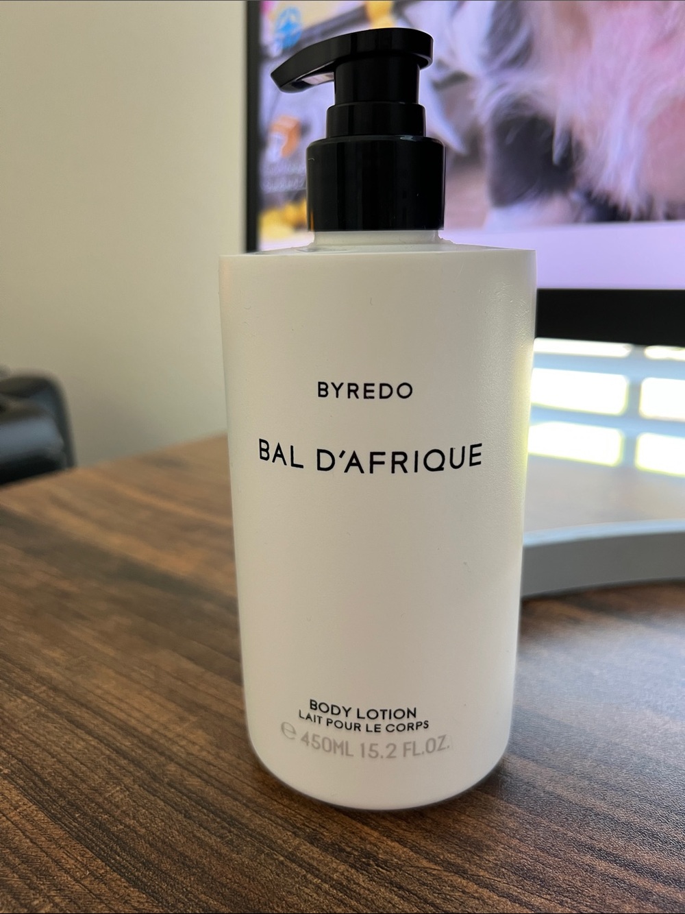 Byredo White Bal d'Afrique Body Lotion with Black Pump